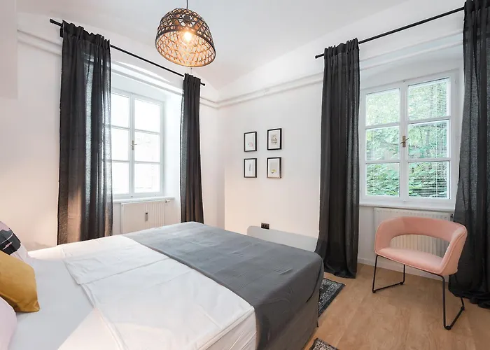 Rog * リュブリャナ