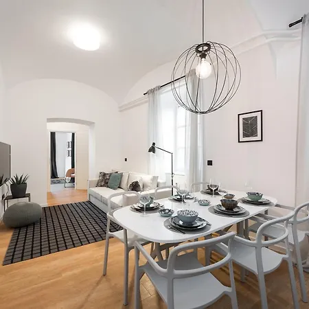 Rog Apartma Ljubljana